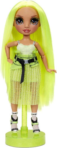 Muñeca Rainbow High Fashion Karma Nichols 28cm Edad 3+