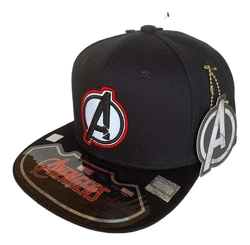 Gorra Logo Avengers Reflejante Con Bordado   Av21062101