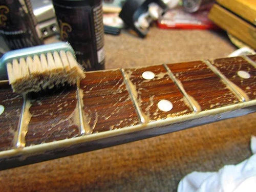 Limpiador Guitarra Brazo Dunlop Fingerboard 01