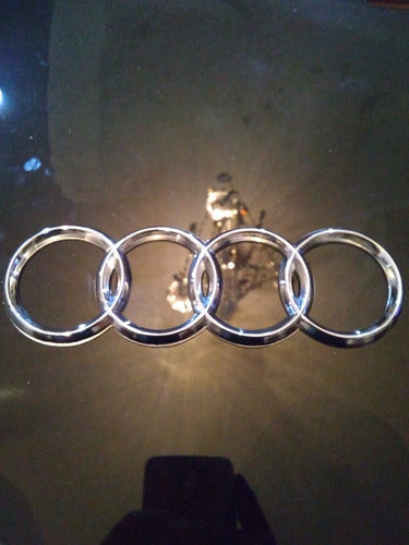 Emblema De Cajuela Para Autos Audi