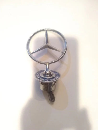 Emblema De Cofre Para Auto Mercedes Benz