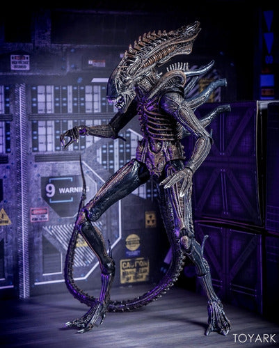 Figura Neca Comic Alien Defiance Dark Horse