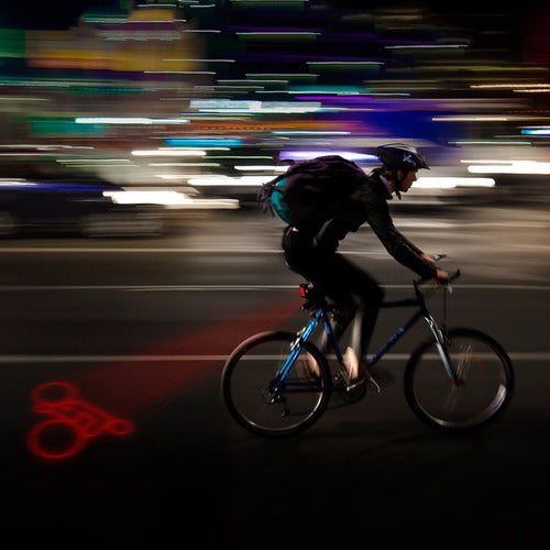 Luz Trasera Para Bicicleta Automática Recargable Redlemon