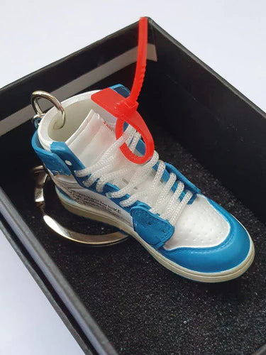 Llavero Mini Sneaker Air Jordan 1 High Off White Unc White
